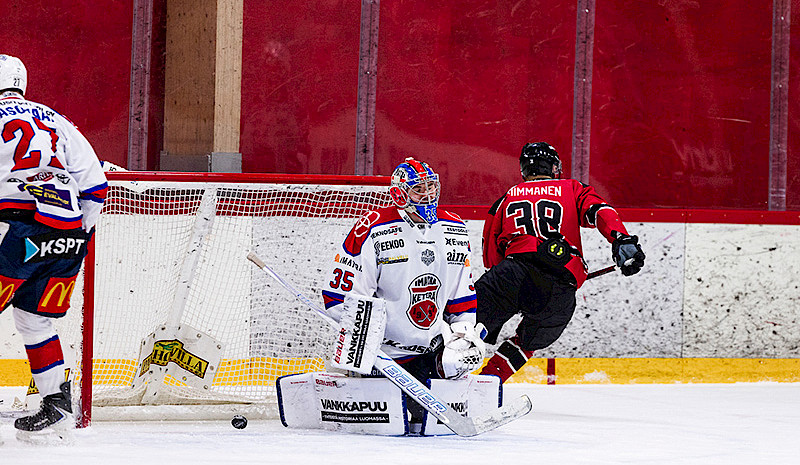 Pyry avasi voittotilinsä Mestiksessä komealla esityksellä Ketterää vastaan