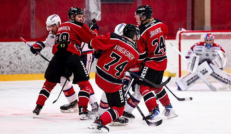 Pyry avasi voittotilinsä Mestiksessä komealla esityksellä Ketterää vastaan